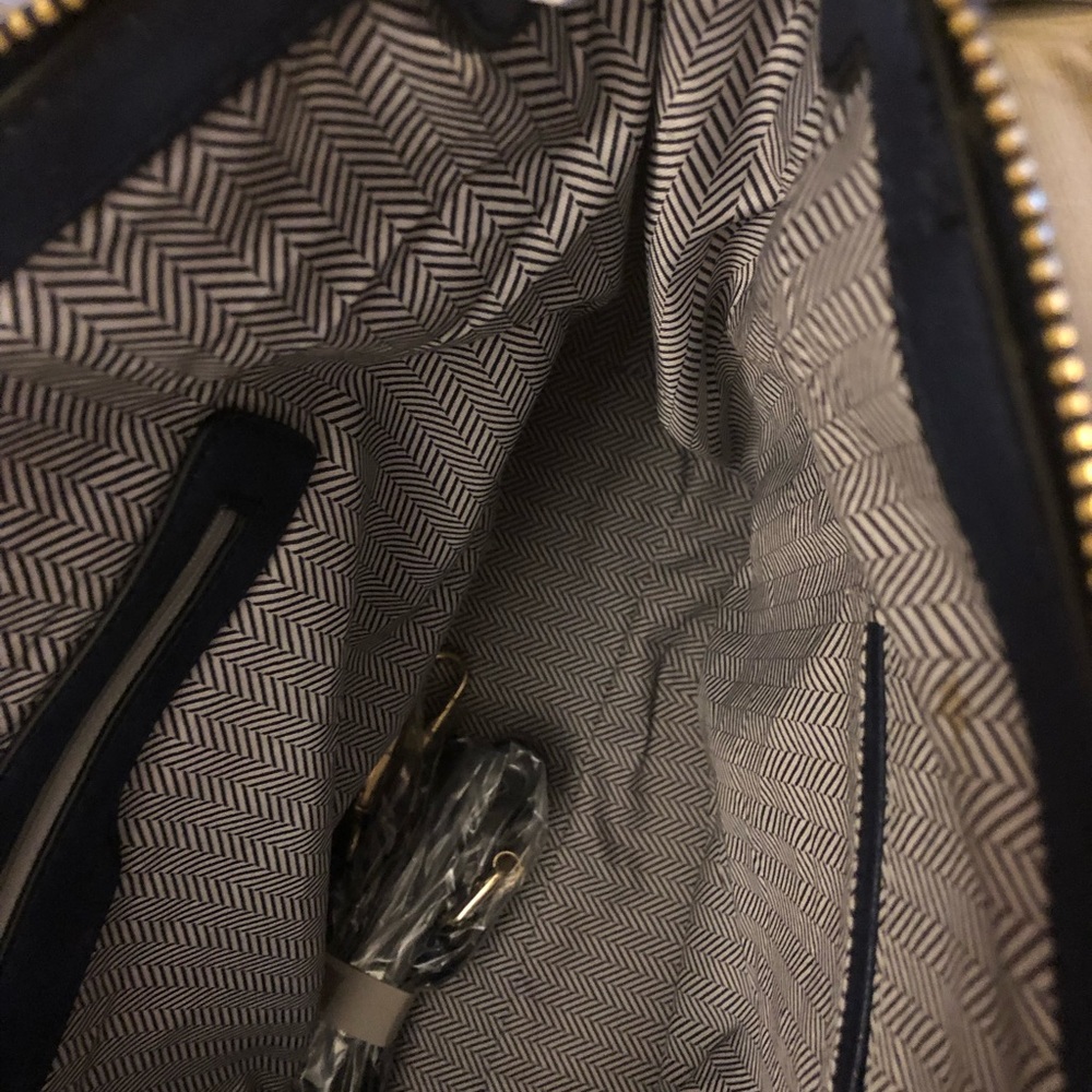 MIA FARROW BAG NEVER USED - Picture 5 of 6